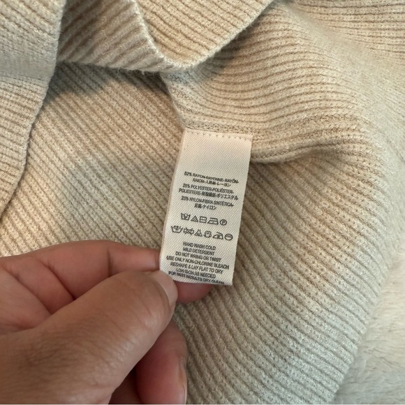 Free People Softly Structured Tunic Sweater Turtleneck Rib Knit S - Picture 8 of 11